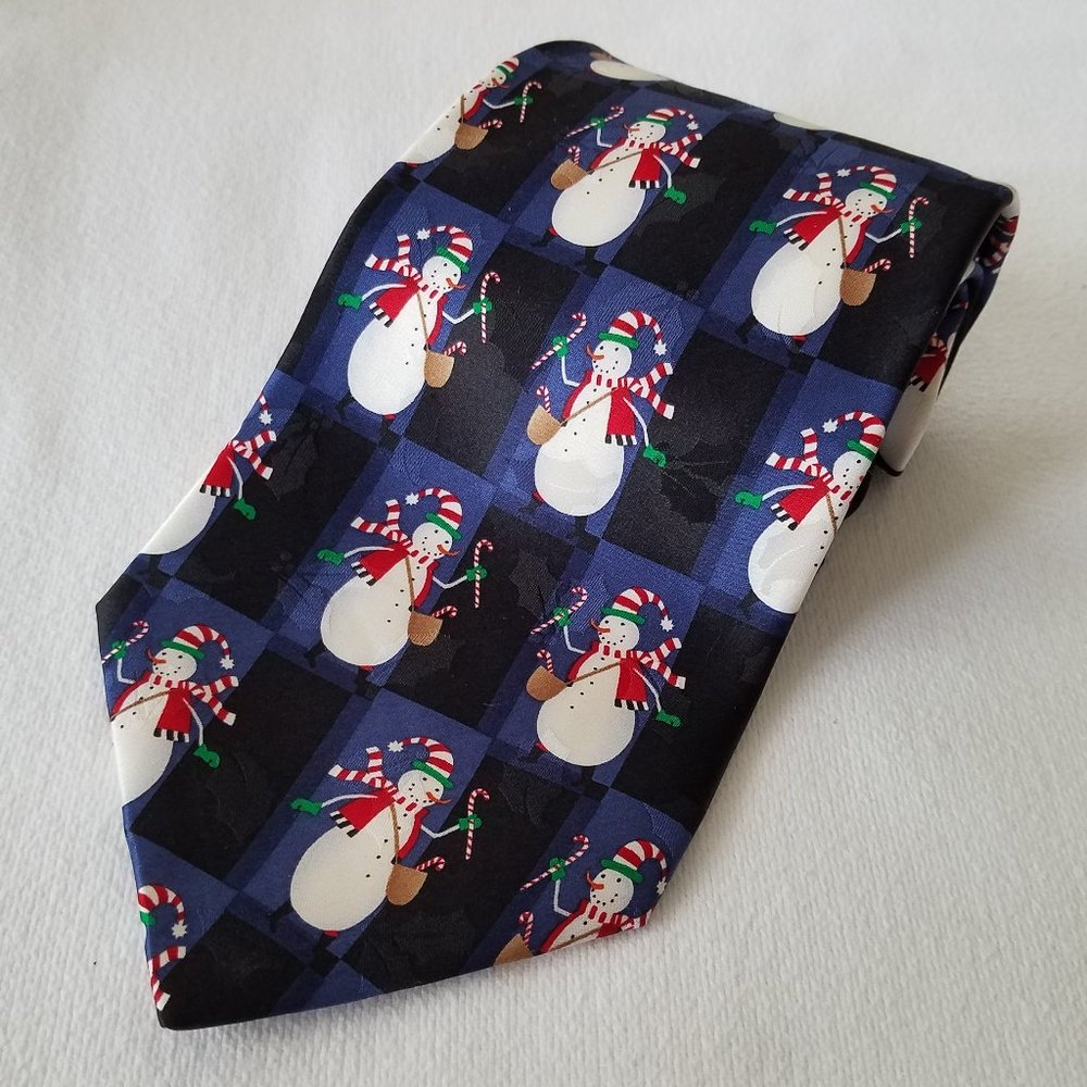 Holiday Traditions Hallmark Mens Silk Tie Winter Snowman Xmas Christmas Snow